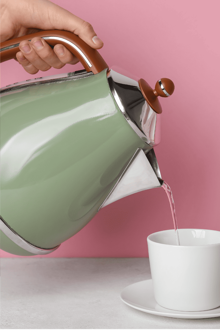 How to Choose the Healthiest Kettle to Boil Water In